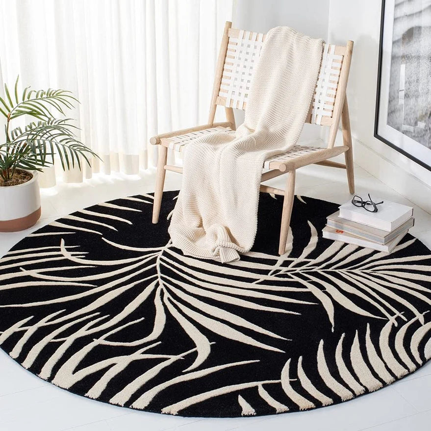 White & Black Round Hand Tufted Carpet
