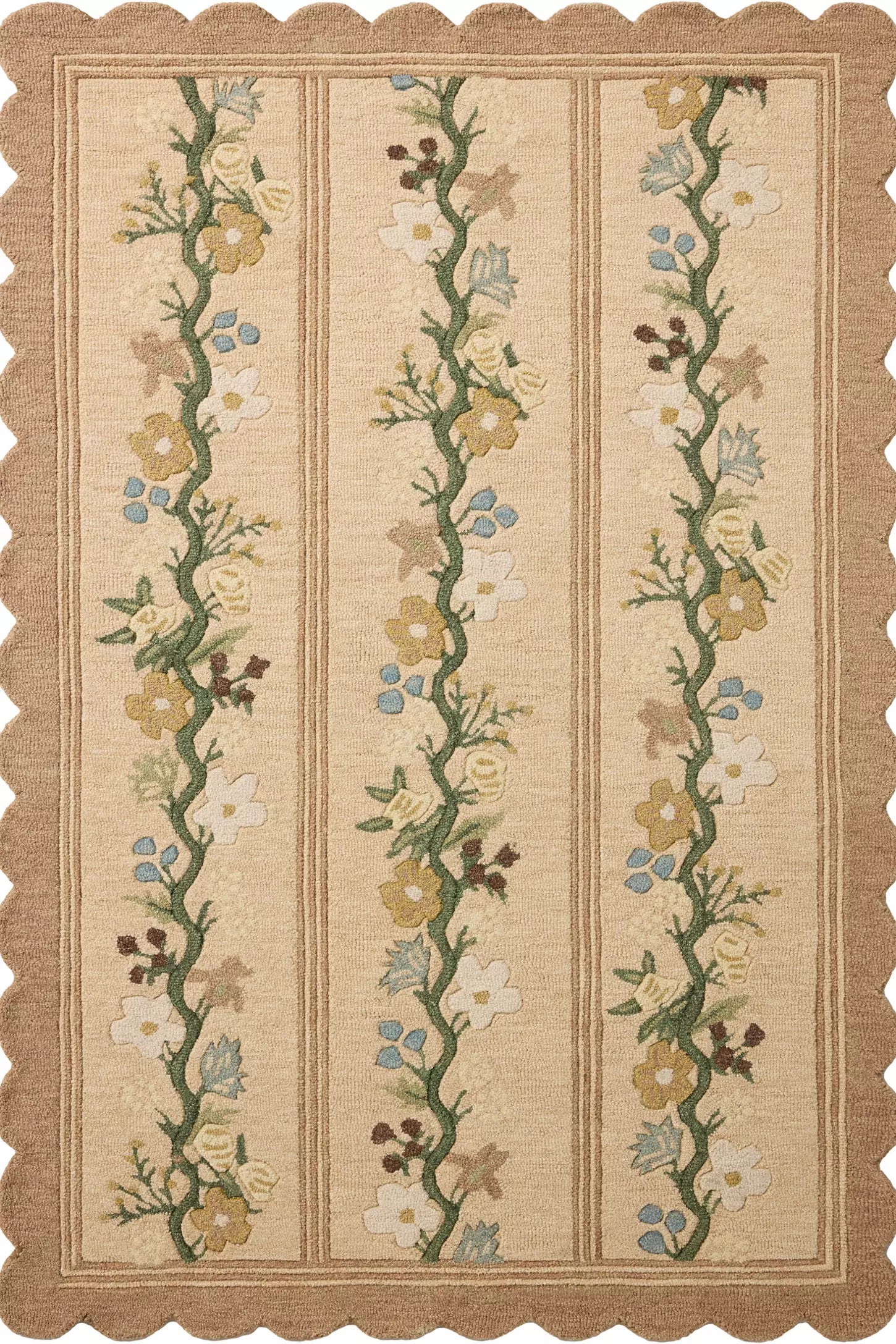 Natasha Scalloped Edge Rug