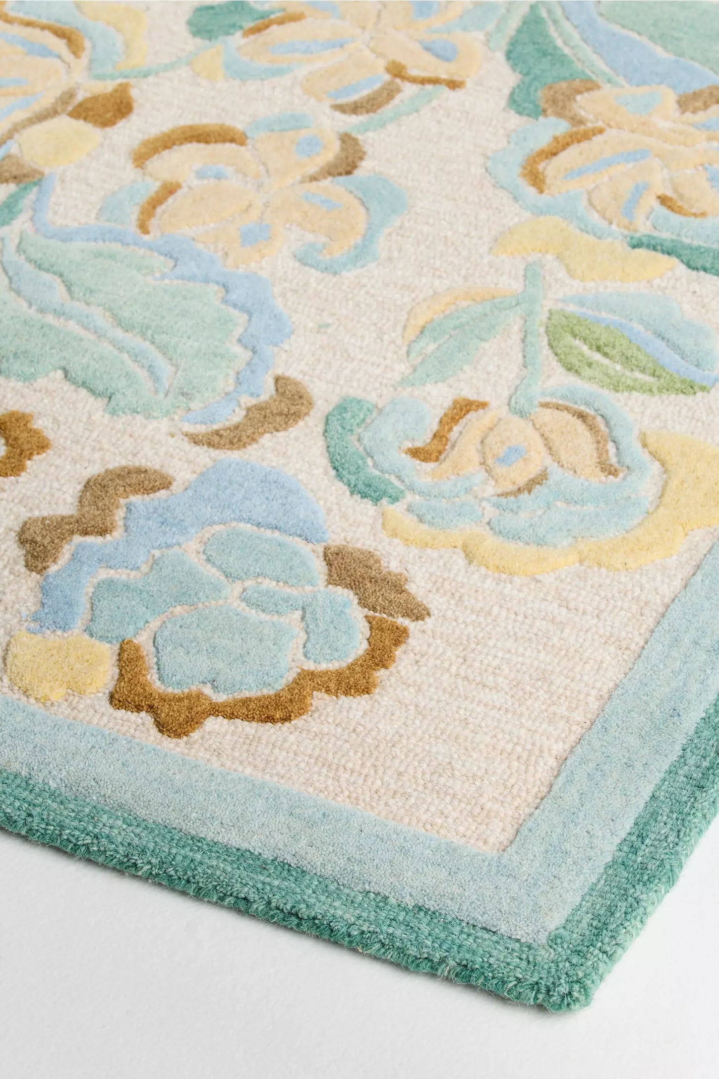 Sapphire Hand Tufted Rug