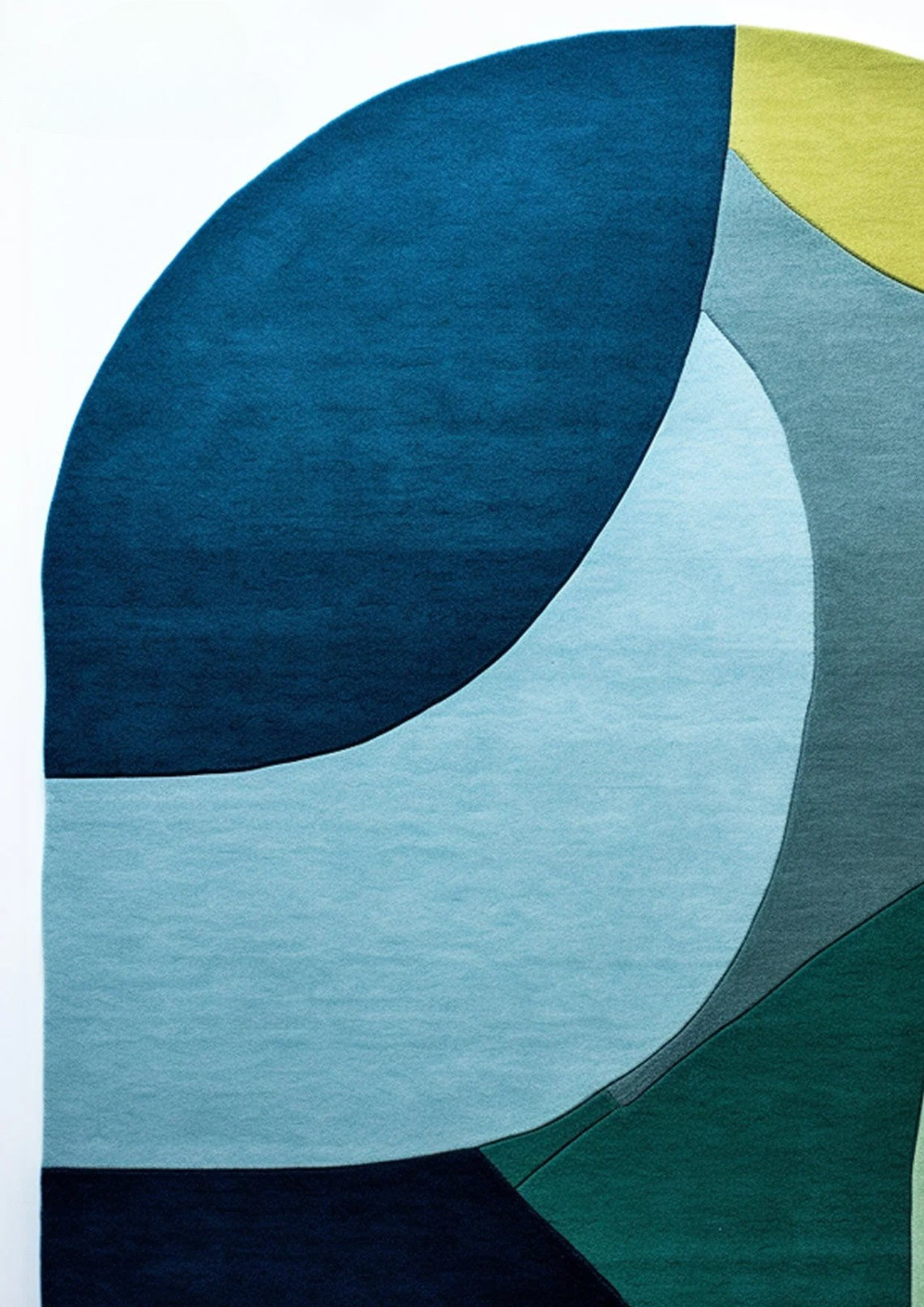 irregular_blue_hand_tufted_rug