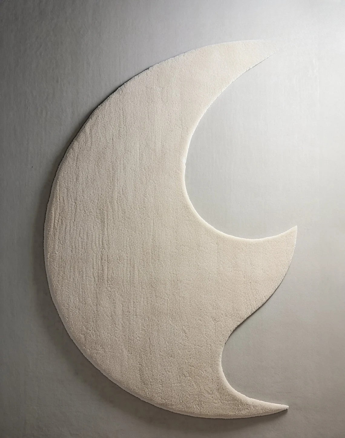 irregular_ivory_hand_tufted_rug