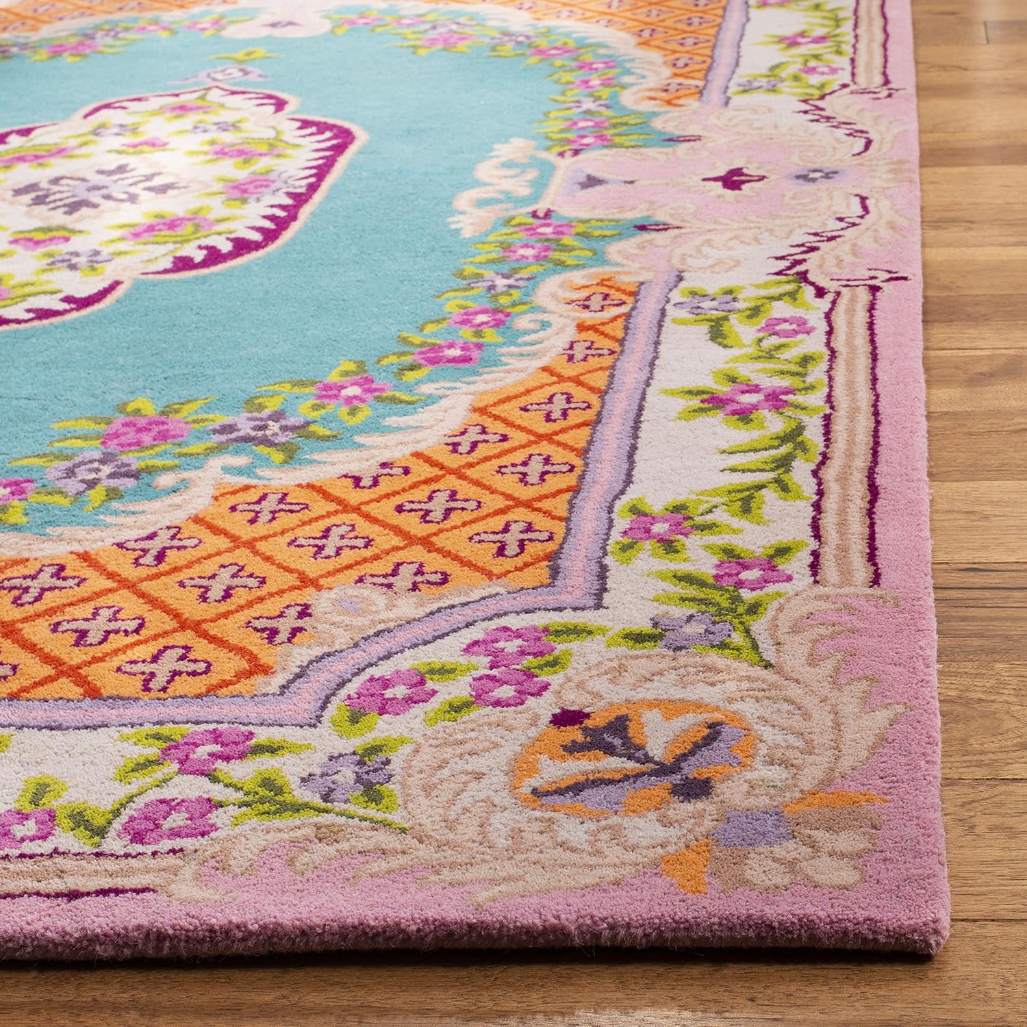 Sera Floral Medallion Wool Rug