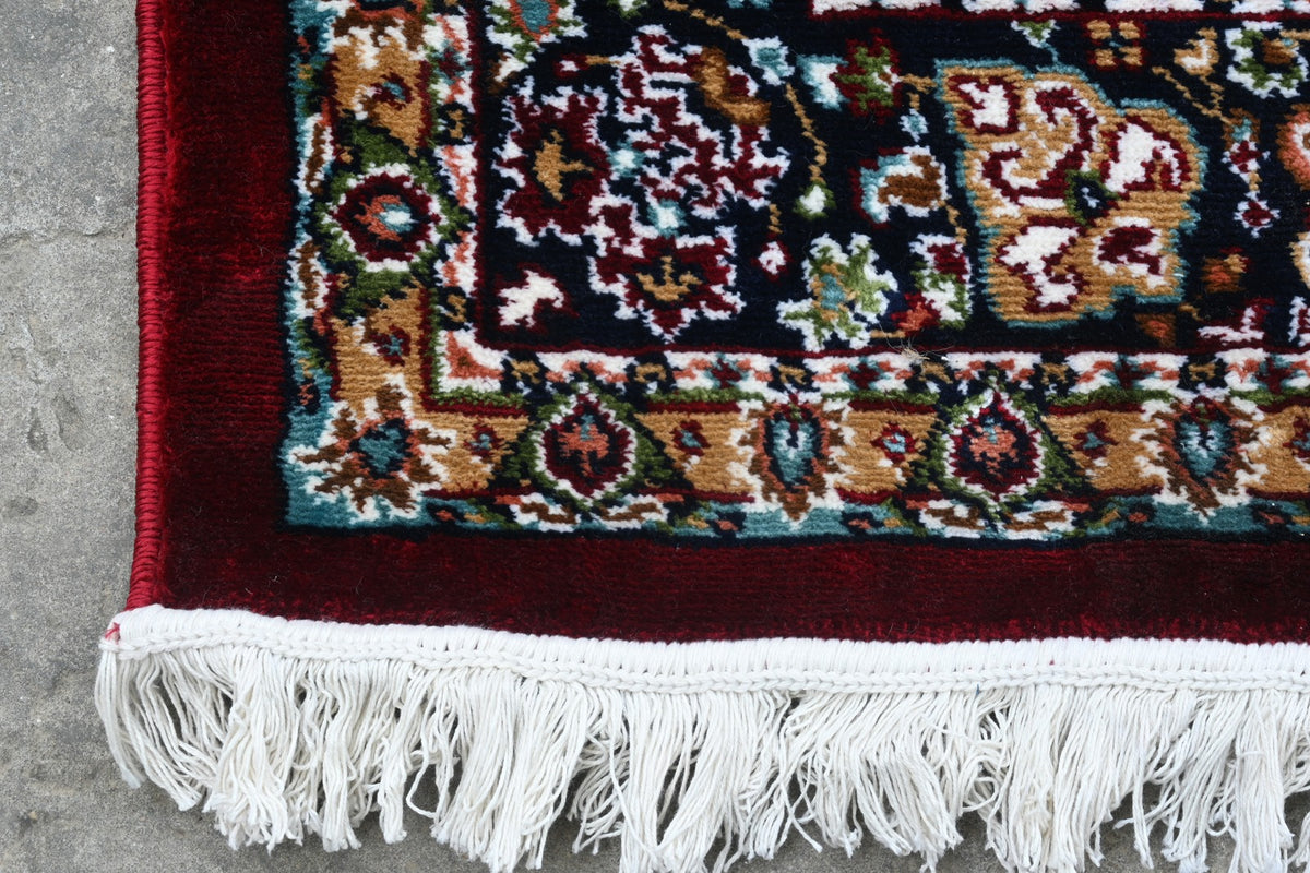 Detailed corner of Zebaish Traditional Carpet