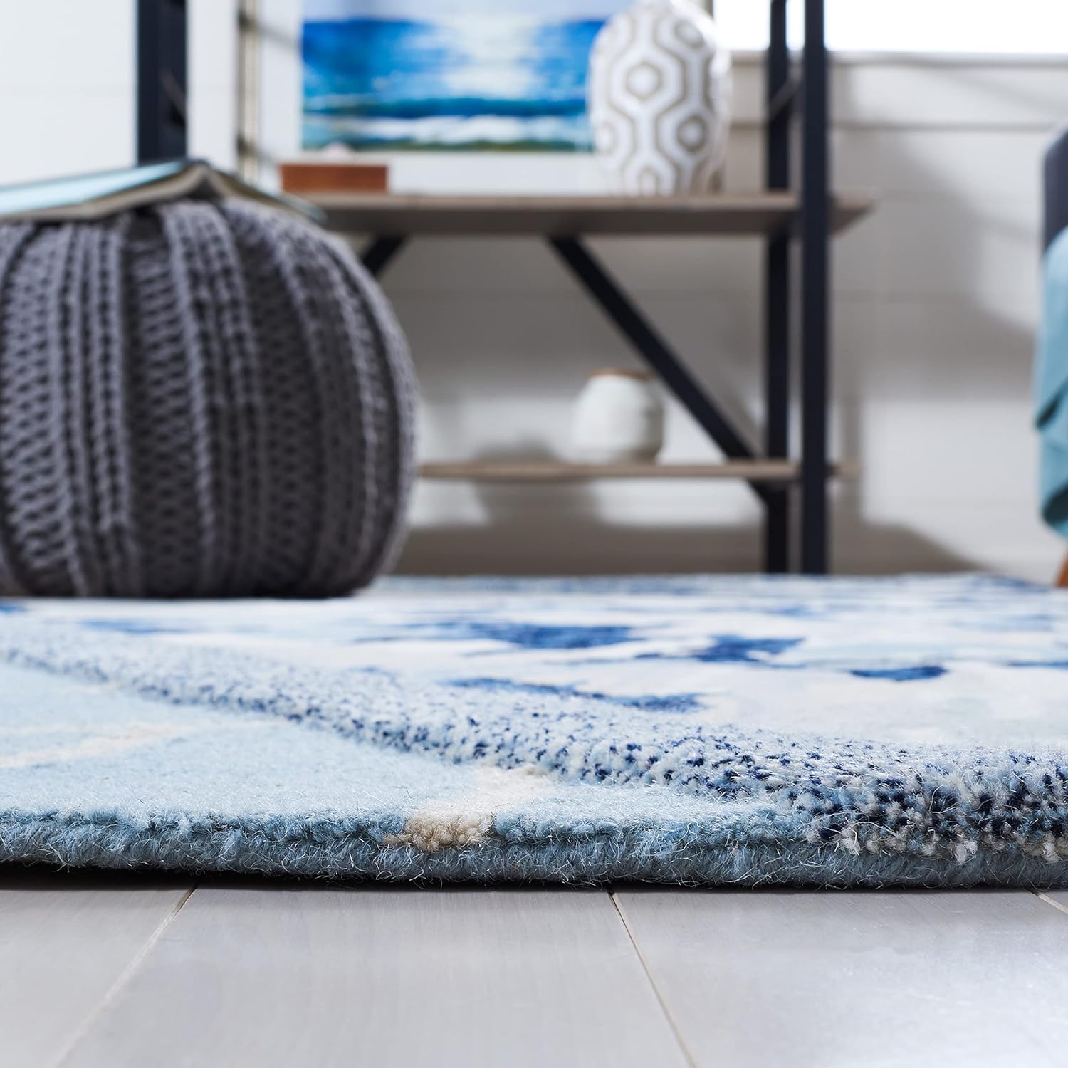 Frost Petals Floral Wool Rug