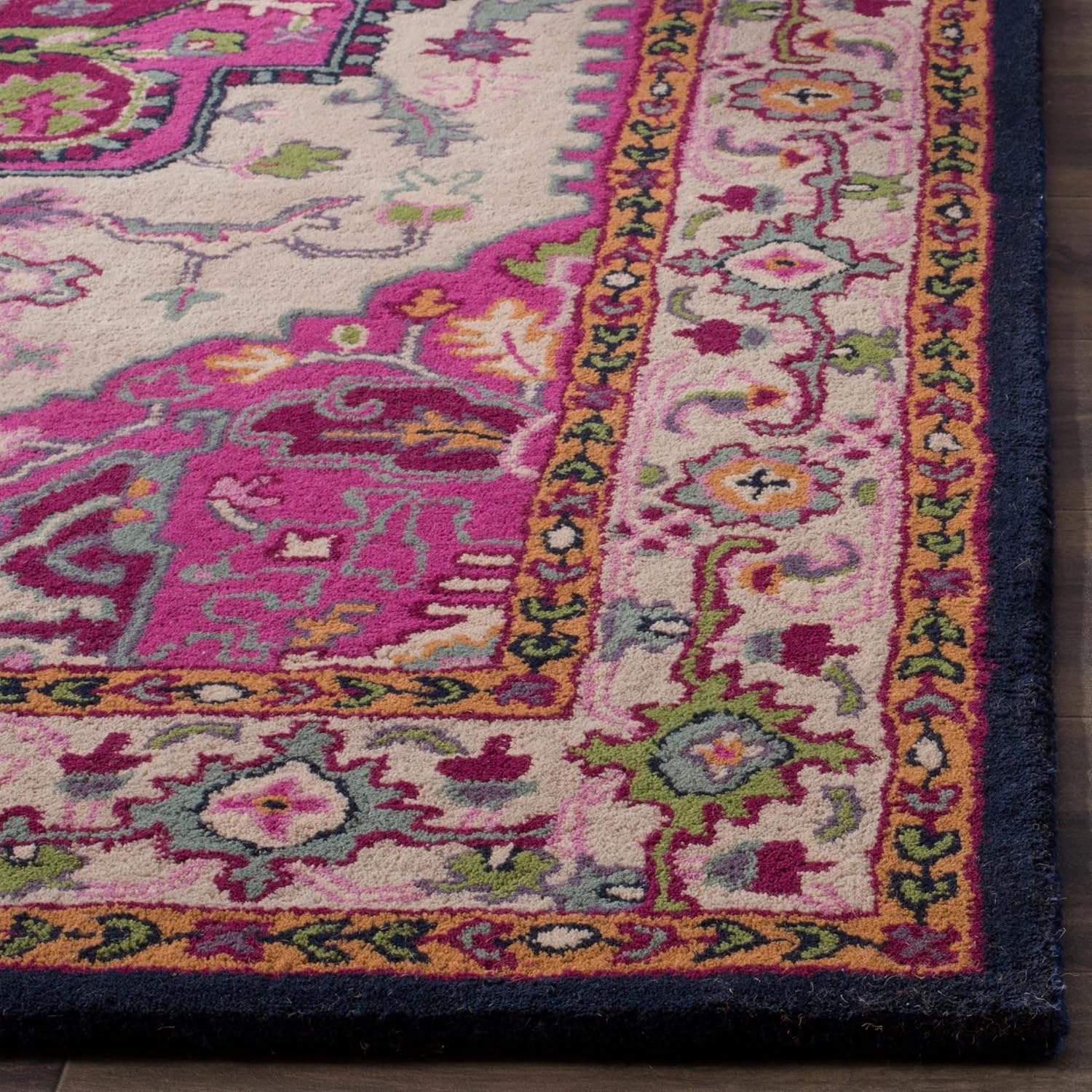 Vivienne Heritage Medallion Wool Rug