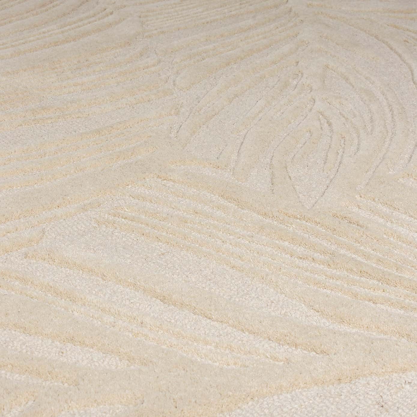 Calma Sculpted Palm Leaf Wool Rug