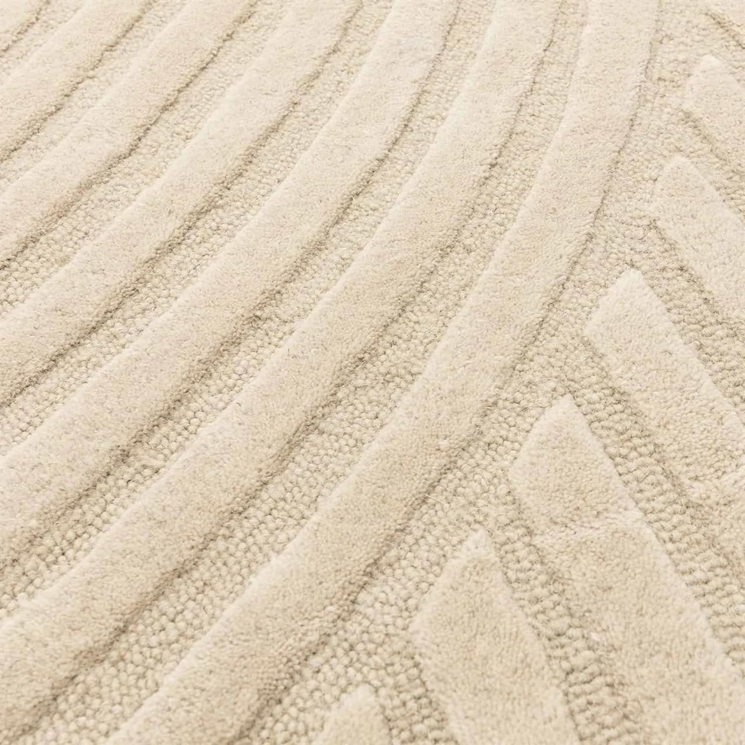 Ivorra Sculpted Arch Wool Rug