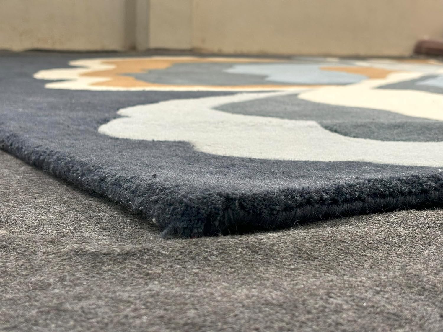Onyx Bloom Abstract Floral Wool Rug