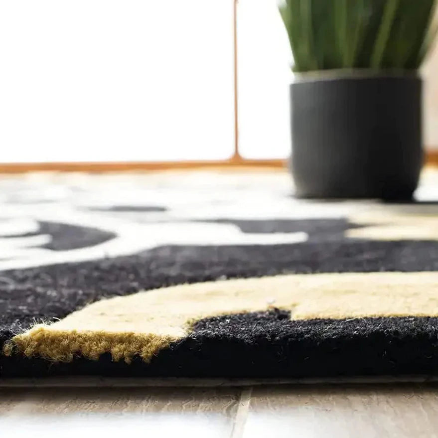 Arabella Botanical Vine Round Wool Rug