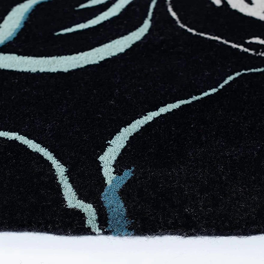 Midnight Bloom – Oversized Floral Round Wool Rug