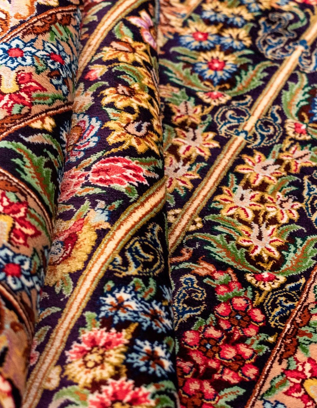 Kashaan Wool Floral Hand Knotted Rug