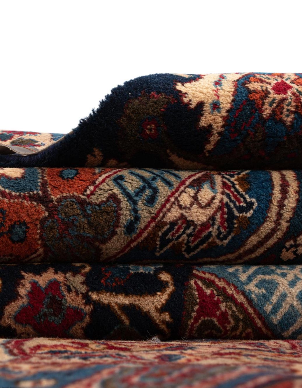 Zarwan Vase Medallion Hand Knotted Wool Rug