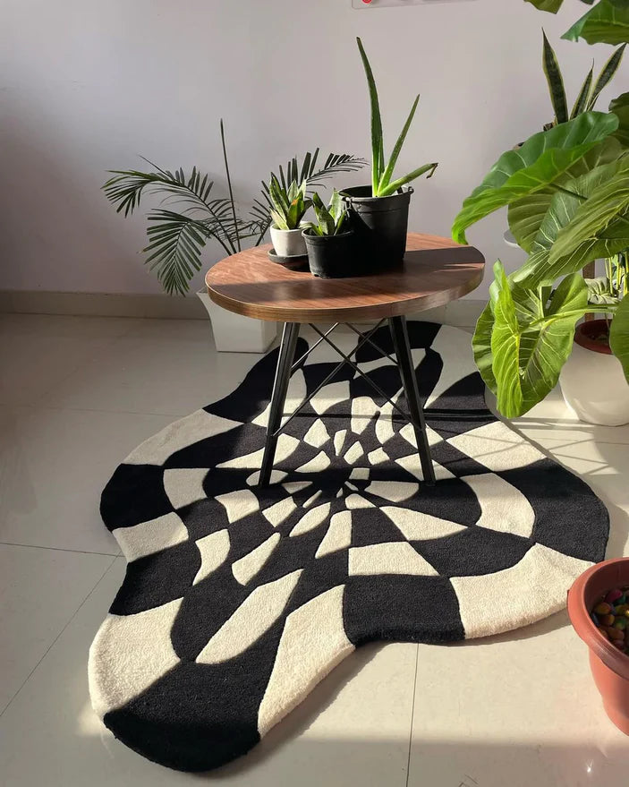 irregular_black_white_hand_tufted_rug