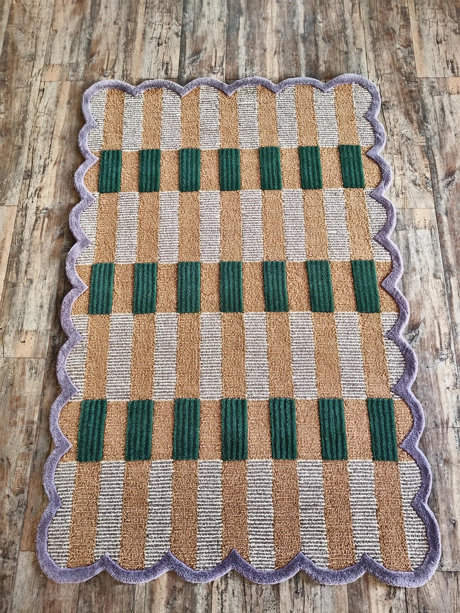 Lavender Checkered Scalloped Rug