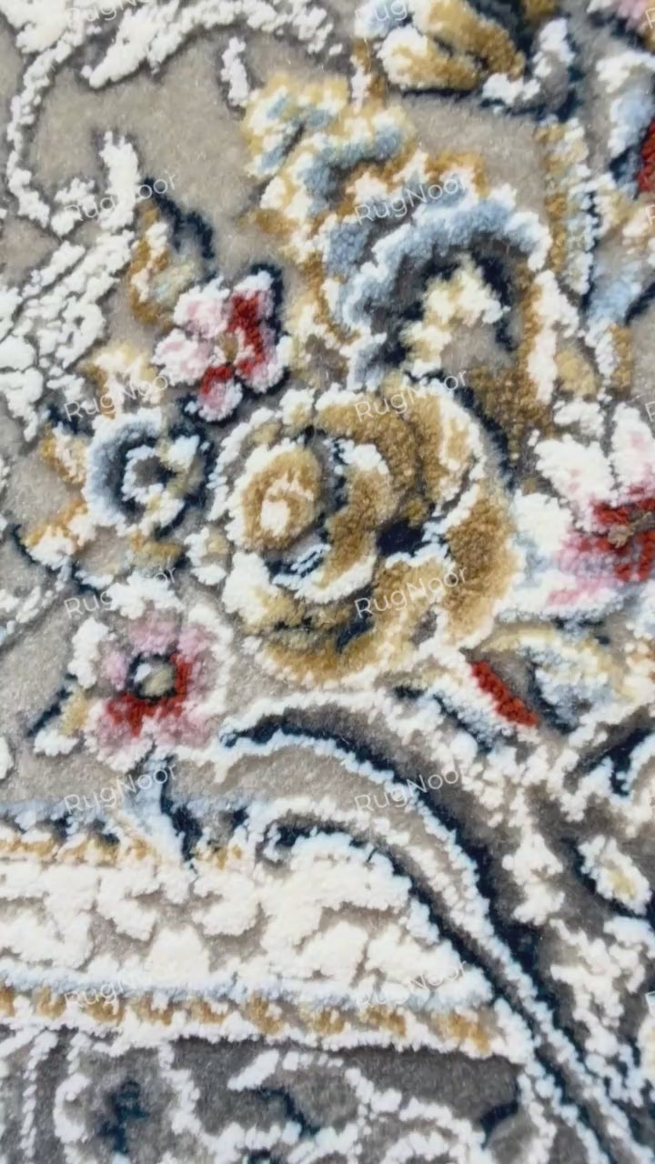 Close view of the Mahzarin carpet