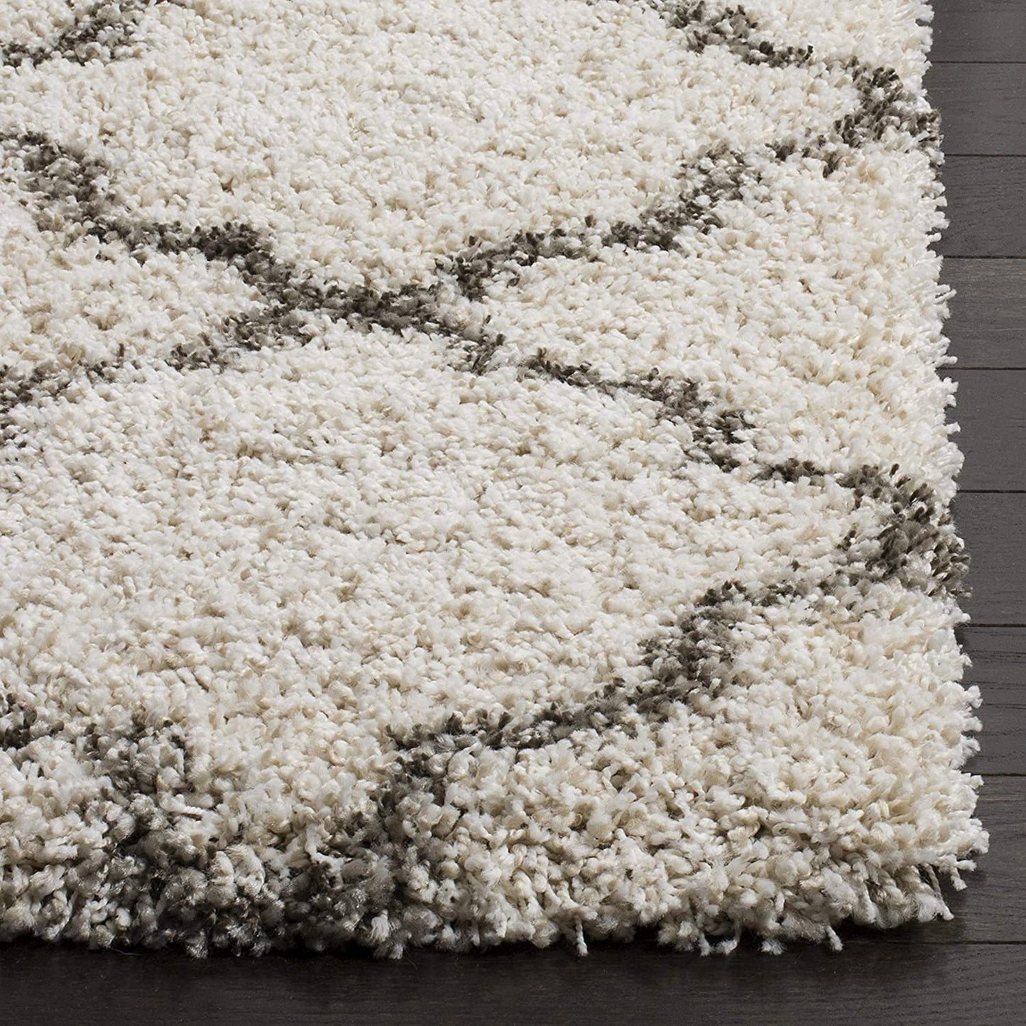 Ivory Grey Moroccan Trellis Microfiber Shaggy Rug