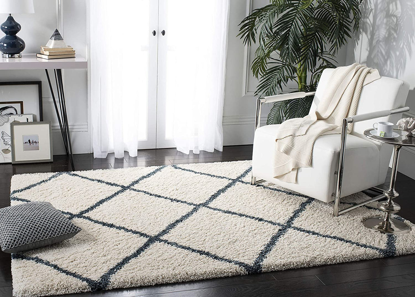 Ivory Blue Diamond Trellis Microfiber Shaggy Rug