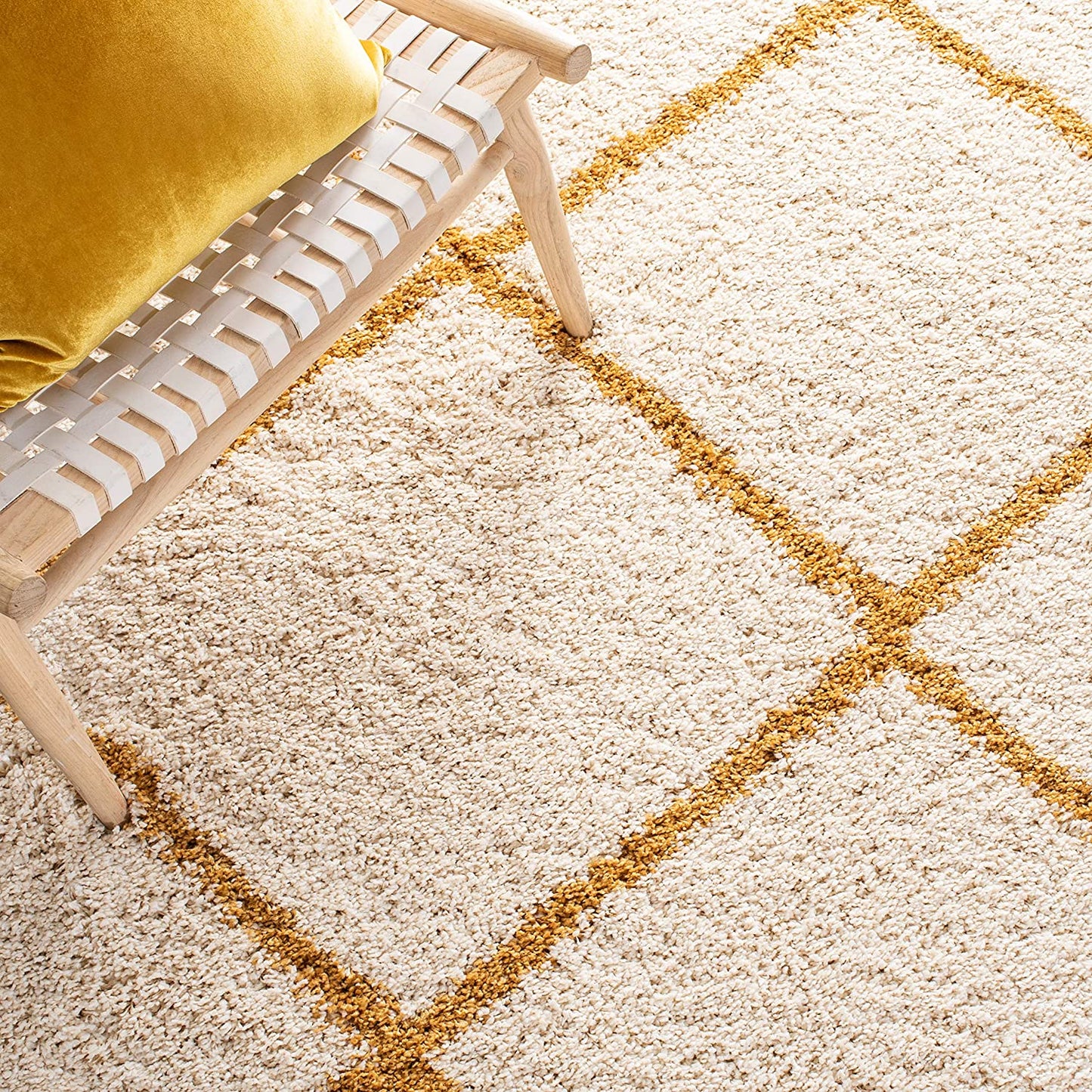 Ivory Yellow Diamond Trellis Microfiber Shaggy Rug