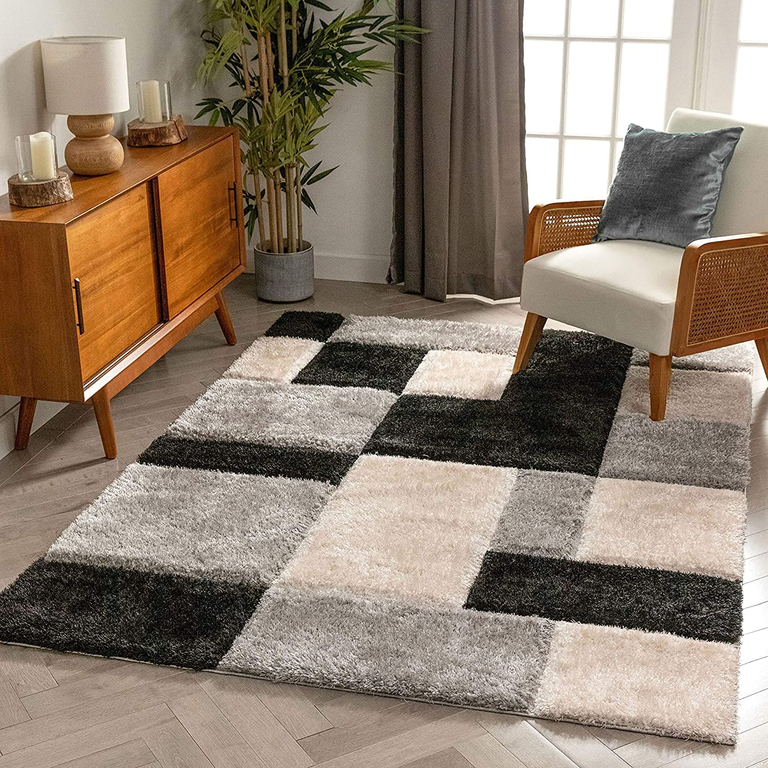 Black Fluffy Shaggy Rug